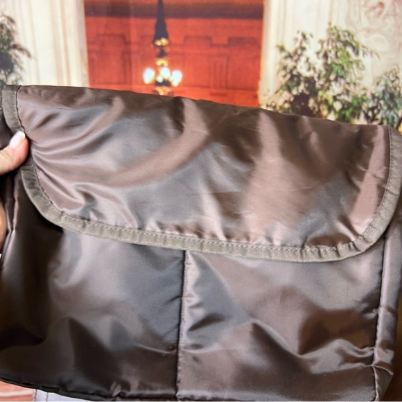 Vintage Saddleback Leather Authentic Bag, brown, will last forever. Great! - Picture 7 of 15